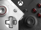 Lisää kuvia Cyberpunk 2077 -teemalla koristellusta Xbox One X -konsolista